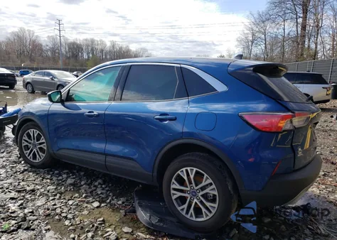 2022 Ford Escape Sel z USA, uszkodzony, nr VIN 1FMCU0CZ2NUA86788